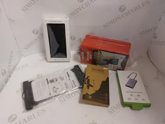 BOX OF APPROX 10 ITEMS TO INCLUDE USB MULTI PORT, UNBREAKABLE WATERPROOF CASES AND SCREEN PROTECTORS