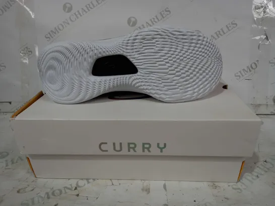 BOXED PAIR OF CURRY SNEAKERS IN BLACK/SNAKESKIN PATTERN/ORANGE UK SIZE 8