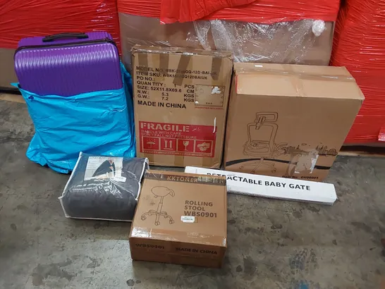 PALLET OF ASSORTED ITEMS INCLUDING: OFFICE CHAIR, STOOL, ELECTRIC BLANKET, SUITCASE, HOLLYWOOD MIRROR, RETRACTABLE BABY GATE 