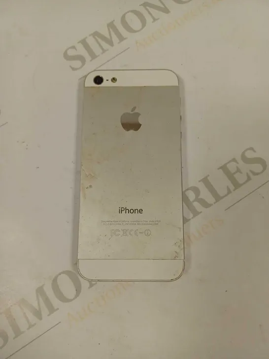 APPLE IPHONE 5 (A1429) 