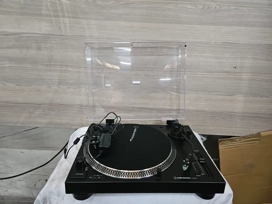 AUDIO-TECHNICA ATLP120 USB DIRECT DRIVE TURNTABLE