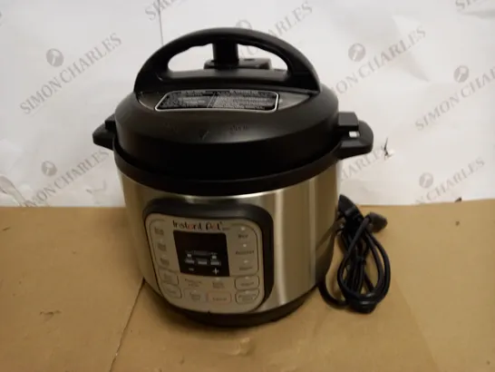 INSTANT POT DUO MINI PRESSURE COOKER