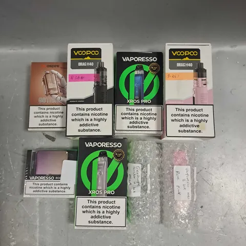 APPROXIMATELY 20 VAPES & E-CIGARETTES TO INCLUDE VOOPOO DRAG H40, VAPORESSO XROS PRO, ASPIRE GOTEK X ETC