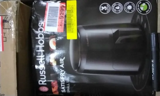 BOXED RUSSELL HOBBS SATISFRY AIR FRYER