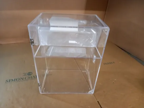 CLEAR PLASTIC STORAGE CASE - 27X26X18CM