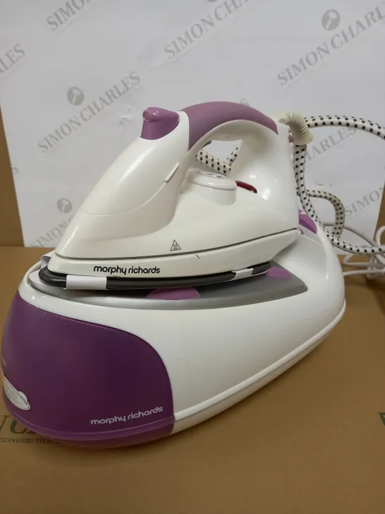 MORPHY RICHARDS JET STEAM GENERATOR IRON 333020 PINK/WHITE