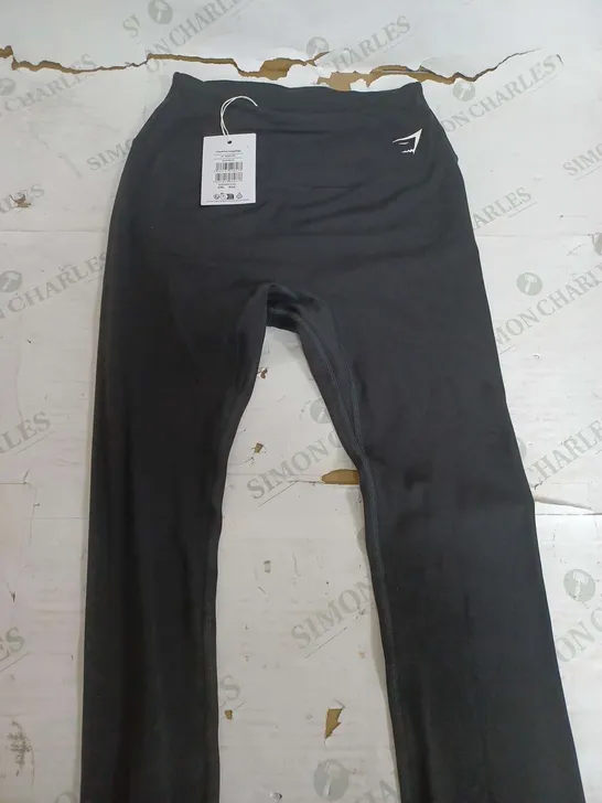 GYMSHARK FRACTION LEGGINGS IN BLACK - MEDIUM