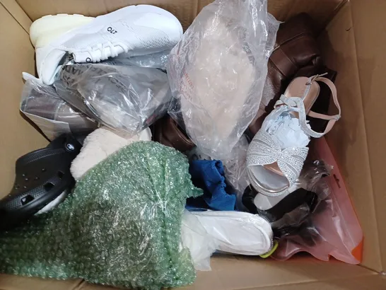 BOX OF APPROXIMATELY 25 ASSORTED SHOES TO INCLUDE - AIC 270 - BLACK CROCS - PARADOX HEELS ECT 