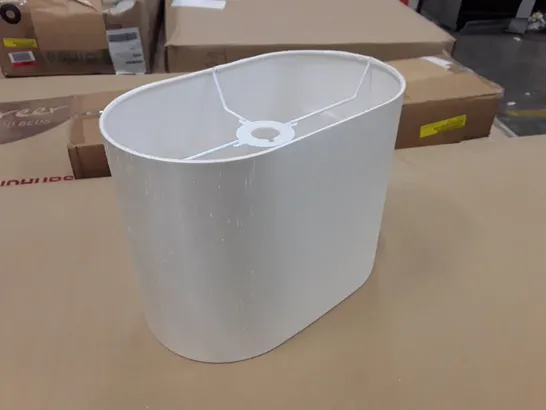 BOXED POLYESTER OVAL LAMP SHADE (SCREW ON)