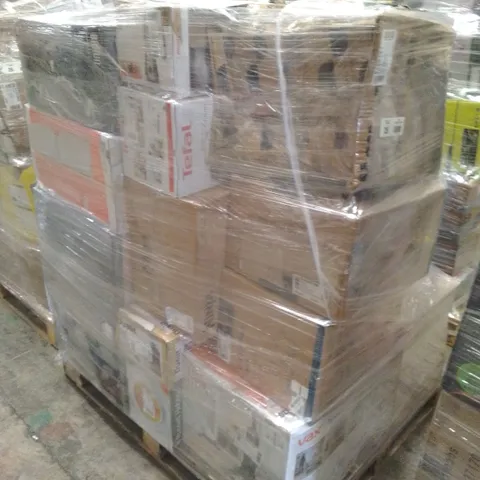 PALLET OF APPROXIMATELY 24 UNPROCESSED RAW RETURN HOUSEHOLD AND ELECTRICAL GOODS TO INCLUDE;