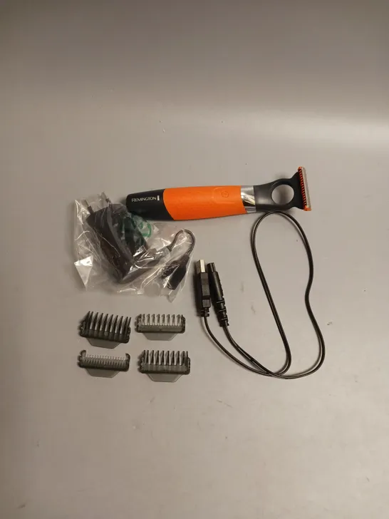 BOXED REMINGTON DUALBLADE BEARD TRIMMER IN ORANGE AND BLACK INCLUDES 4 COMBS