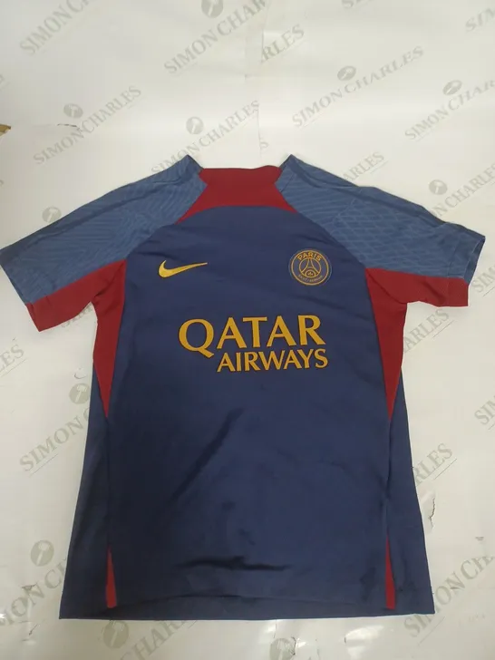 PSG FC AWAY SHIRT SIZE M