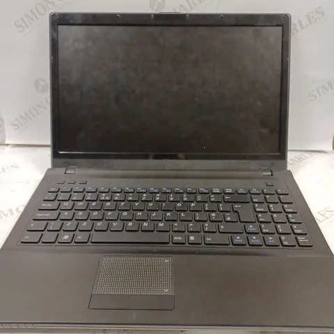 RM W76T NOTEBOOK LAPTOP 