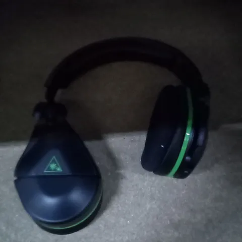 BOXED TURTLE BEACH WIRELESS HEADSET