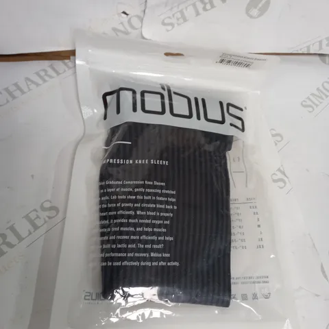 MOBIUS GRADUATED COMPRESSION KNEE SLEEVE BLACK