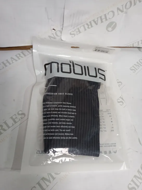 MOBIUS GRADUATED COMPRESSION KNEE SLEEVE BLACK