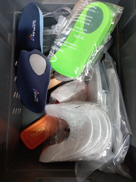 BOX OF SHOE RELATED ITEMS INCL. INSOLES