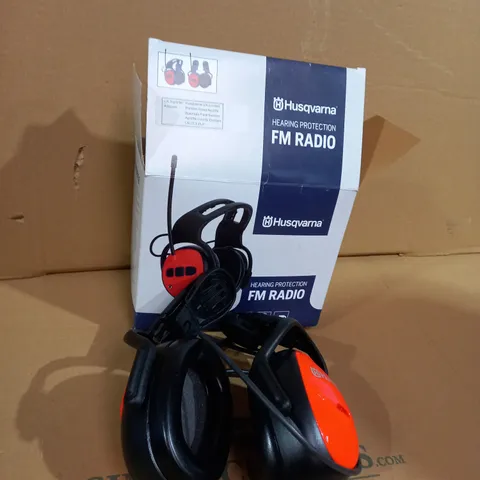 HUSQVARNA HEARING PROTECTION FM RADIO 