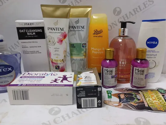 LOT OF 10 ASSORTED BEAUTY PRODUCTS TO INCLUDE THE INKEY LIST OAT CLEANSING BALM, PANTENE COLOUR GLOSS, NIVEA SHOWER GEL, CAREX HAND WASH, ETC 