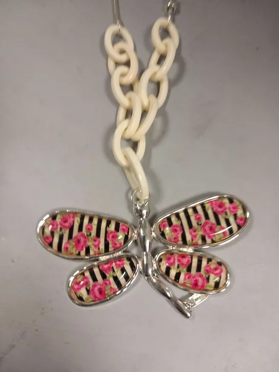 BRAND NEW BROWN PEPPER HANDBAGS JEWLLERY CONNECTION UK PINK DRAGONFLY NECKLACE