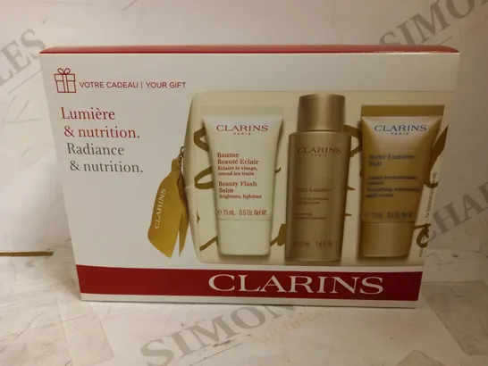 CLARINS RADIANCE & NUTRITION SKINCARE SET 