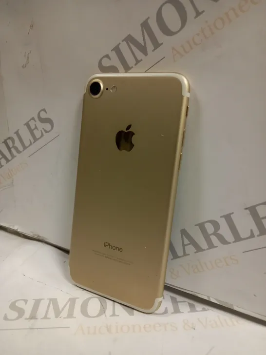 APPLE IPHONE 7 SMARTPHONE 