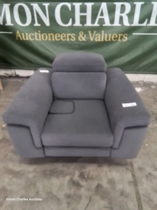 QUALITY ITALIAN DESIGNER & MANUFACTURED POWER RECLINING EASY CHAIR WITH ADJUSTABLE HEADRESTS GREY FABRIC 