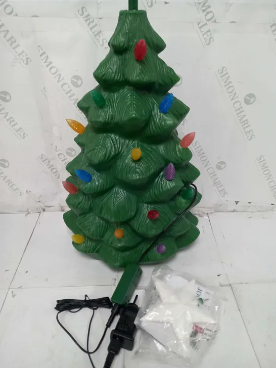 MR CHRISTMAS INDOOR OUTDOOR MOLDED CHRISTMAS TREE