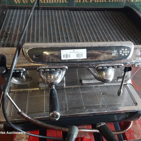 TRADITIONAL FAEMA EMBLEMA COFFEE MACHINE