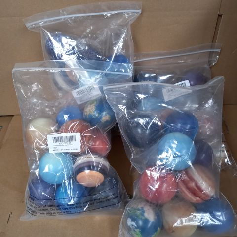BOX OF 4 BAGS OF "BALLS" OF 12-PIECE SOLAR SYSTEM DESIGNED AS A TEACHING AID