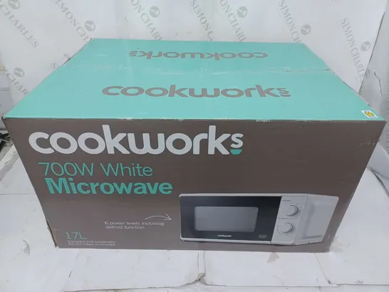 BOXED CLOCKWORKS 700W MICROWAVE IN WHITE