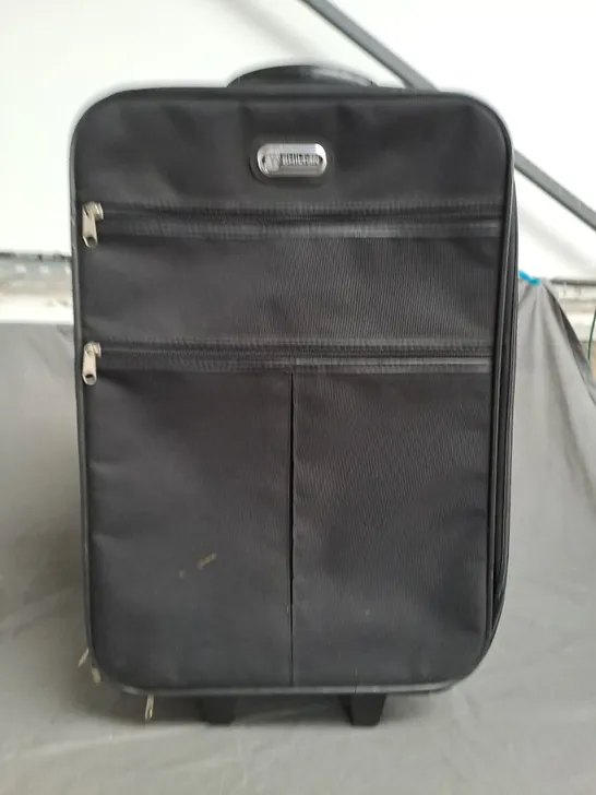 SHILTON 2 WHEEL BLACK SUITCASE