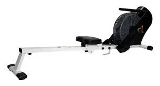 BOXED V-FIT CYCLONE AIR ROWER