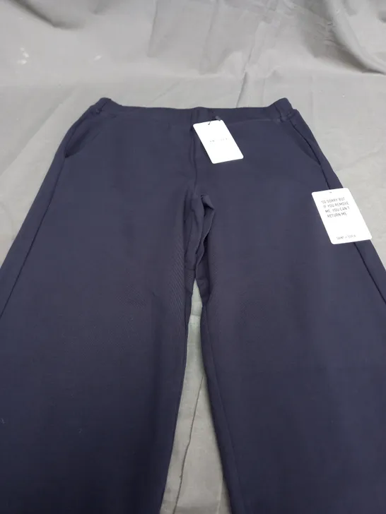 SAINT + SOFIA APARTMENT PANT IN NAVY - UK 10