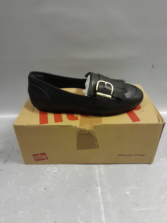 BOXED PAIR OF FITFLOP ALLEGRO FRINGE BUCKLED LEATHER LOAFERS - 5 