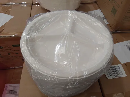 PALLET OF APPROXIMATELY 48 BOXES OF 200x 25.4CM (10" 3 COMPARTMENT) ROUND PULP MOLDED PLATES 