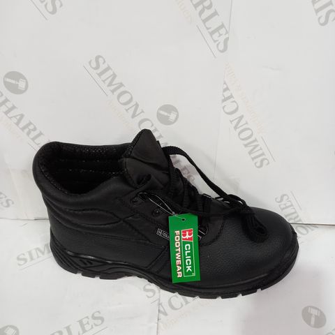 PAIR OF CLICK BLACK SAFETY BOOTS SIZE 42
