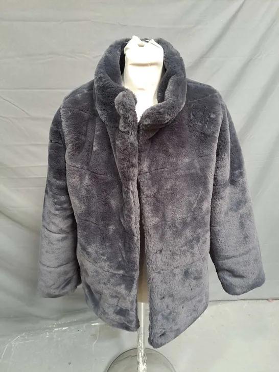 CENTIGRADE BUNNY FAUX FUR JACKET IN SLATE SIZE M