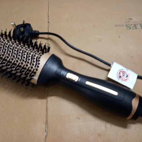 UNBOXED WIRED HEATED HAIRBRUSH