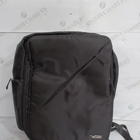 LUGG LARGE CAPACITY BACKPACK IN BLACK - 40CM X 30CM X 20CM