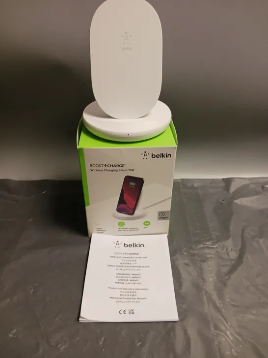 BOXED BELKIN BOOST CHARGE WIRELESS CHARGING STAND 15W 