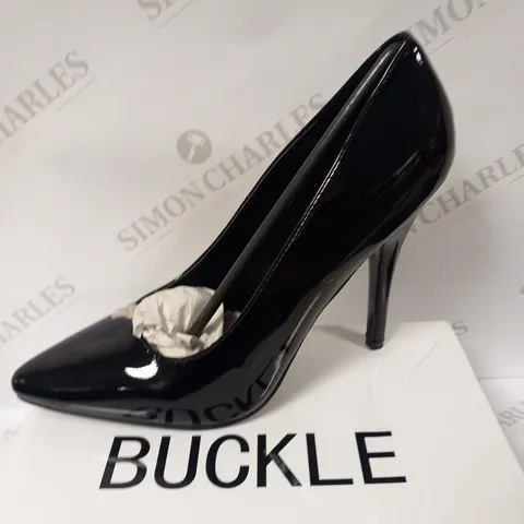 BOXED BUCKLE BLACK PATENT SIZE 11