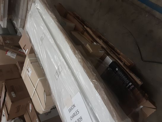 PALLET OF ASSORTED BATHROOM FURNITURE TO INCLUDE TOILETS, VANITY CABINETS AND SHOWER PANELS 