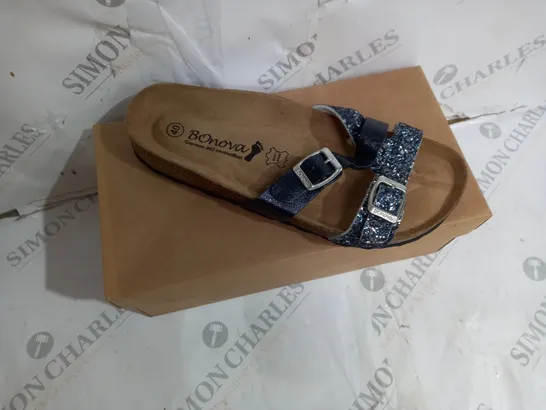 BOXED PAIR OF BONOVA SANDALS BLACK GLITTER SIZE 7