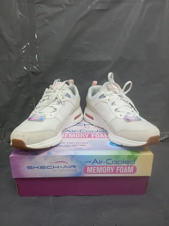 SKECH-AIR BY SKECHERS TRAINERS WHITE SIZE 3