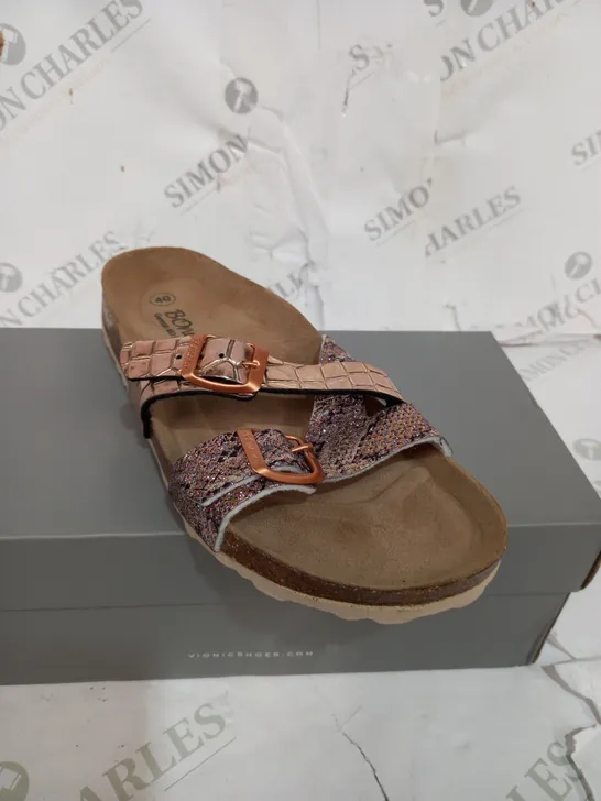 BOXED PAIR OF VIONIC SLIDER SANDALS  SIZE 6.5