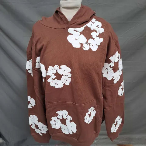 DENIM TEARS COTTON WREATH PRINTED HOODIE IN BROWN SIZE M