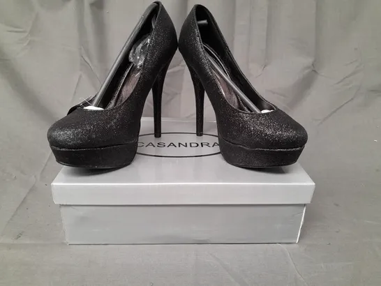 BOX OF APPROXIMATELY CASANDRA CLOSED TOE HIGH HEEL SHOES IN BLACK W. GLITTER EFFECT - VARIOUS SIZES