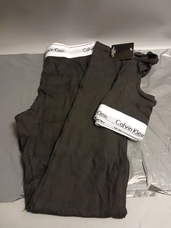 BOXED CALVIN KLEIN LADIES CROP TOP AND LEGGINGS SET BLACK SIZE M