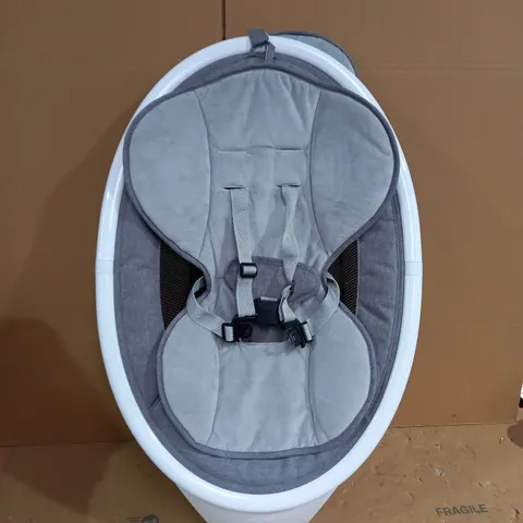 MUNCHKIN BLUETOOTH ENABLED LIGHTWEIGHT BABY SWING